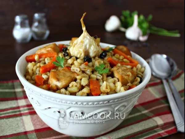 Фото блюда: Плов из перловки в мультиварке