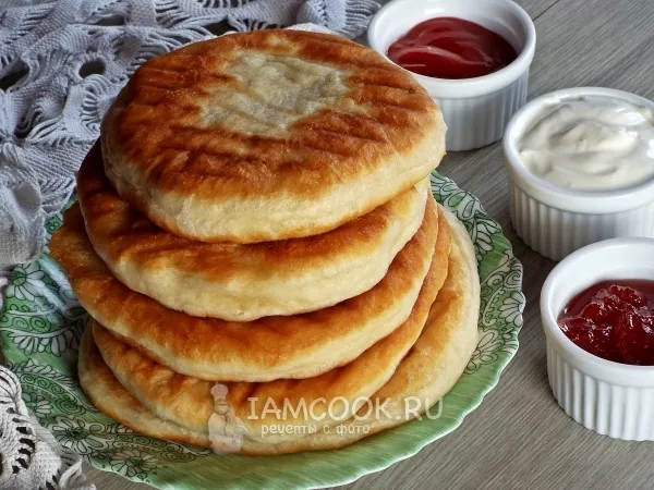 Фото блюда: Пышные лепешки на воде на сковороде