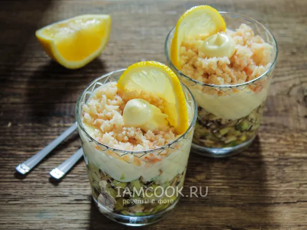 Фото готового блюда: Салат с мясом криля и авокадо