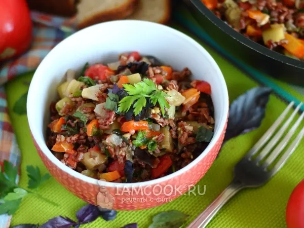 Фото блюда: Красный рис с овощами