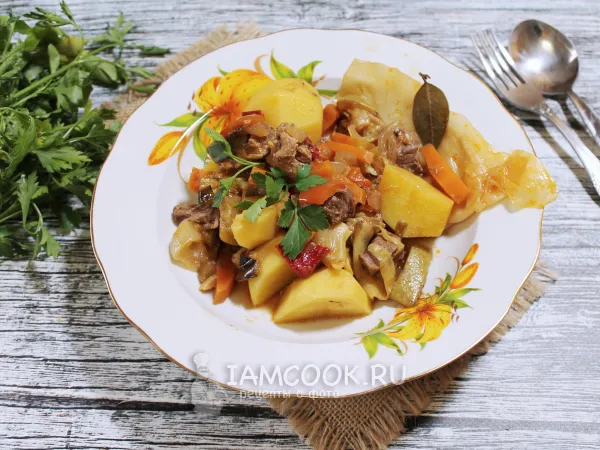 Фото готового блюда: Буглама с капустными листьями