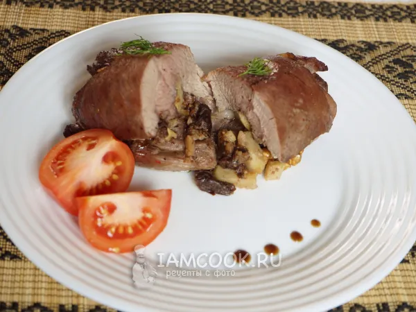 Фото готового блюда: Фаршированное бедро индейки в духовке