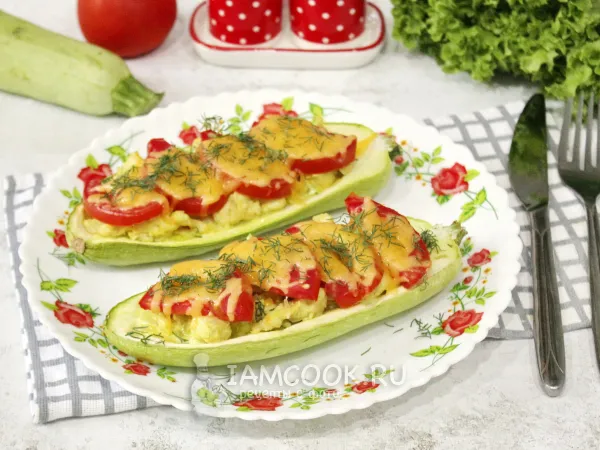 Фото блюда: Лодочки из кабачков с индейкой
