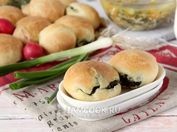 Фото готового блюда: Пирожки с зеленью