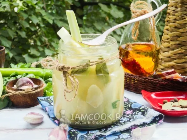 Фото готового блюда: Кабачки в горчичном маринаде на зиму