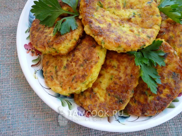 Фото готового блюда: Котлеты из цветной капусты с чеддером и петрушкой