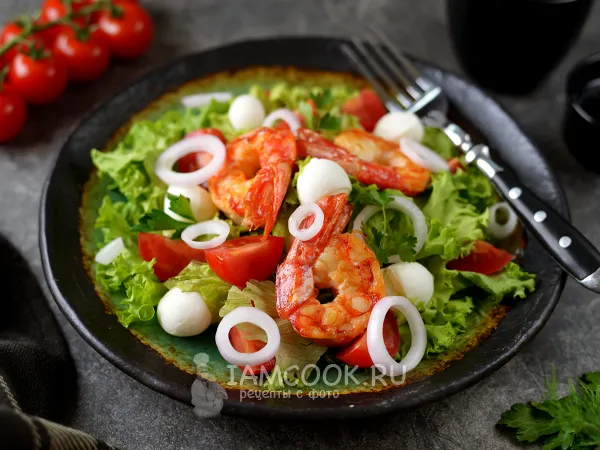 Фото блюда: Салат с лангустинами, моцареллой и помидорами