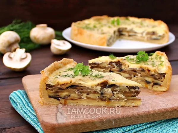 Фото блюда: Пирог с грибами и сыром