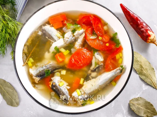 Фото готового блюда: Уха из салаки