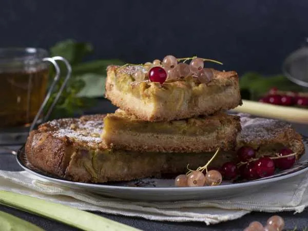 Фото блюда: Песочный пирог с ревенем