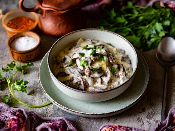 Фото готового блюда: Тушеные говяжьи почки