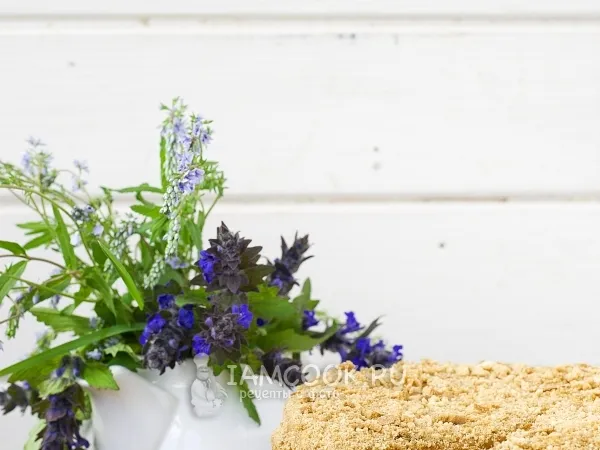 Фото блюда: Торт «Медовик» со сгущенкой