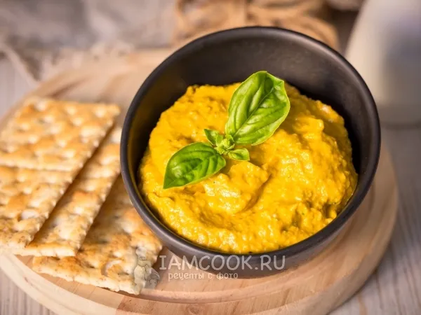 Фото блюда: Песто из болгарского перца с миндалем