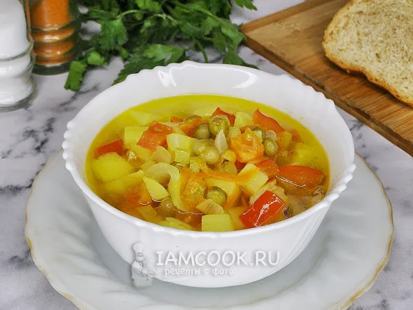 Фото блюда: Картофельный суп с зелёным горошком