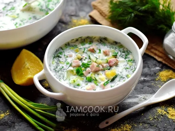 Фото готового блюда: Окрошка на квасе с ветчиной