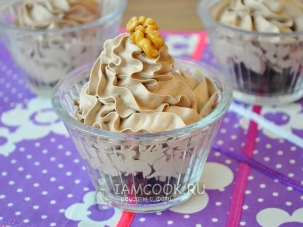 Фото готового блюда: Крем шантильи с какао