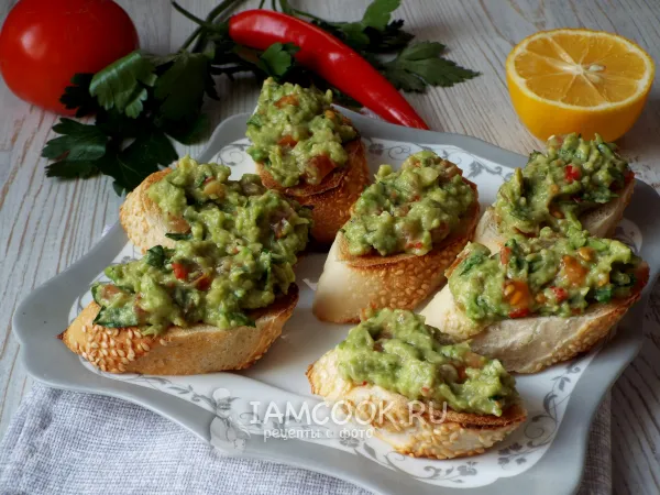 Фото блюда: Брускетта с гуакамоле
