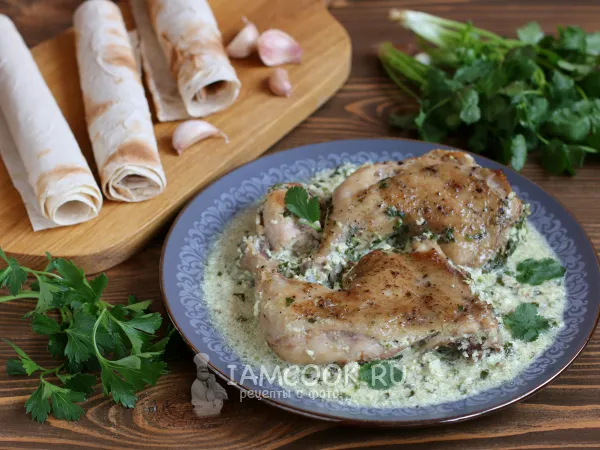 Фото готового блюда: Чкмерули (курица по-грузински)