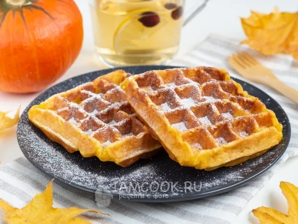 Фото готового блюда: Тыквенные вафли в вафельнице