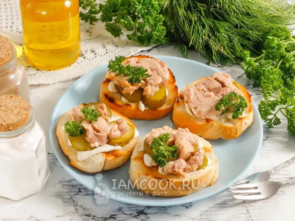 Фото блюда: Брускетта с печенью трески