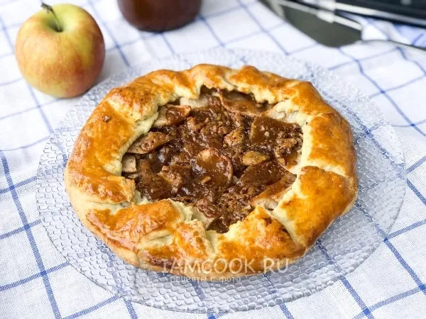 Фото готового блюда: Галета с яблоками