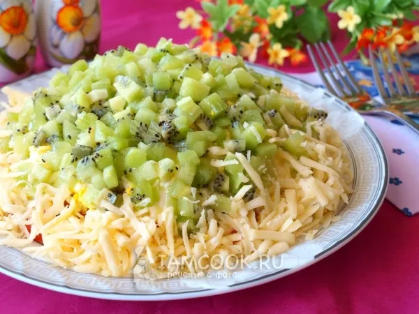 Фото блюда: Салат «Изумрудная россыпь» с киви