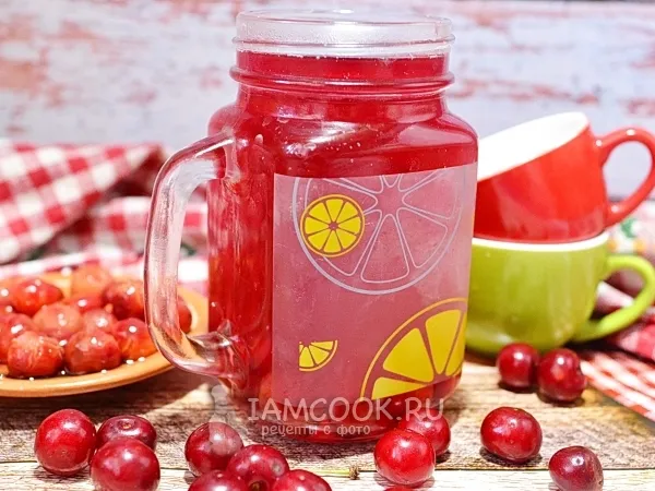 Фото блюда: Компот из вишни в кастрюле