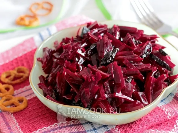 Фото блюда: Салат из свеклы без майонеза