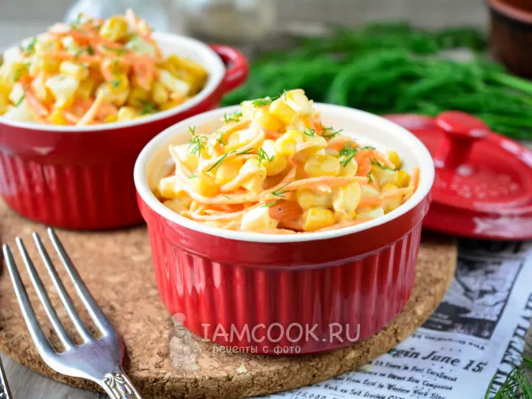Фото готового блюда: Салат с корейской морковкой и кукурузой