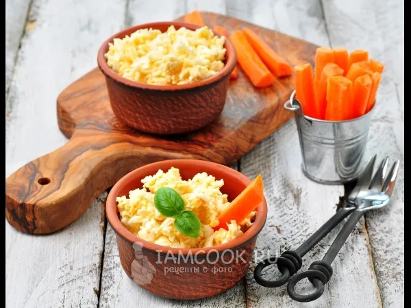 Фото готового блюда: Сыр с чесноком и майонезом