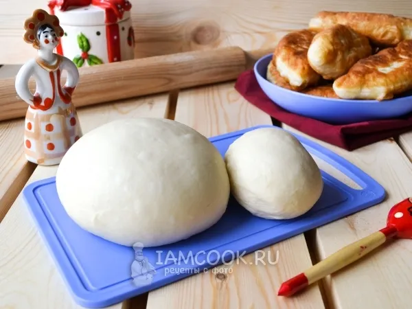 Фото готового блюда: Тесто на кефире для пирожков на сковороде