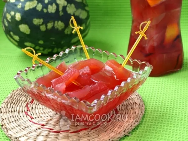 Фото готового блюда: Маринованные арбузные корки