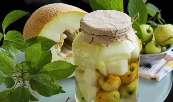 Фото блюда: Компот из яблок и дыни на зиму
