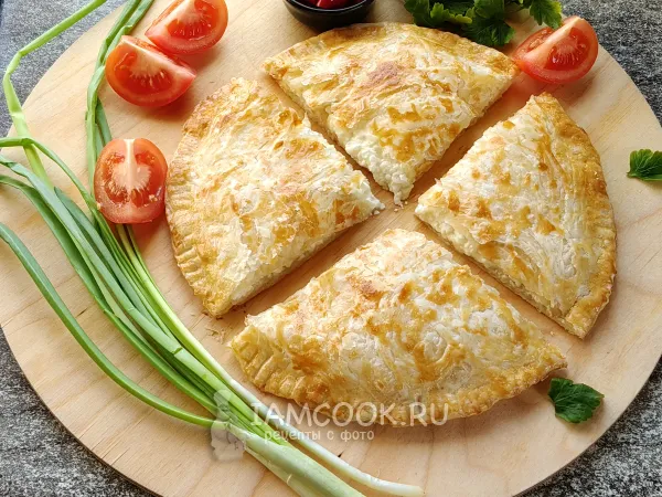 Фото блюда: Хачапури из лепешки роти с творогом