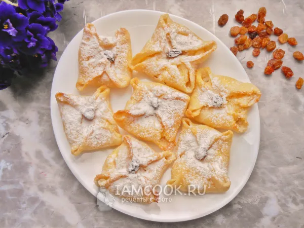 Фото готового блюда: Пресные ватрушки с творогом