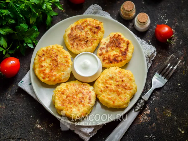 Фото готового блюда: Куриные котлеты со сливочным сыром