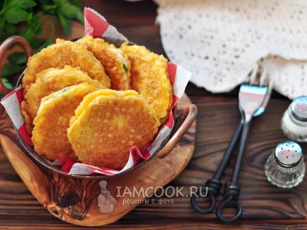 Фото готового блюда: Котлеты в вафельных коржах