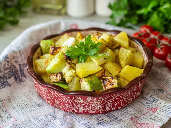 Фото блюда: Картошка с кабачками в аэрогриле
