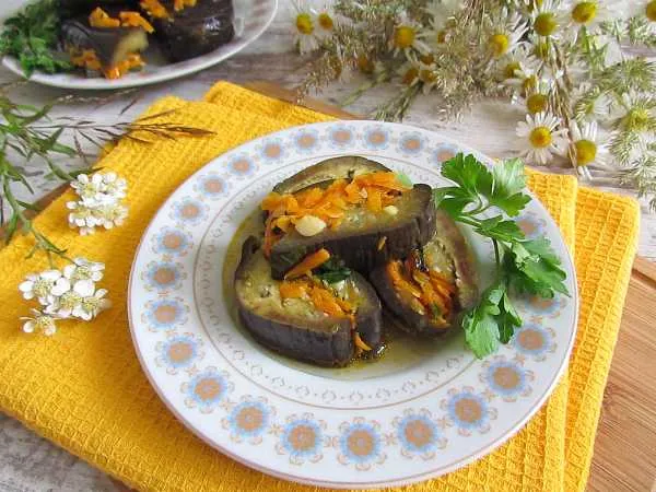 Фото блюда: Маринованные баклажаны с морковью и зеленью