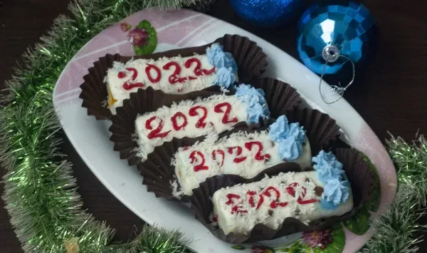 Фото блюда: Муссовые пирожные на Новый 2022 год