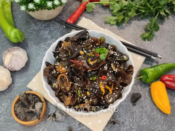 Фото блюда: Древесные грибы по-корейски