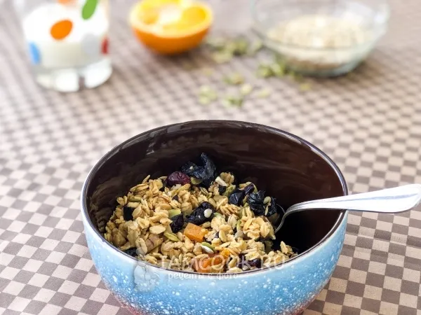 Фото блюда: Апельсиновая гранола