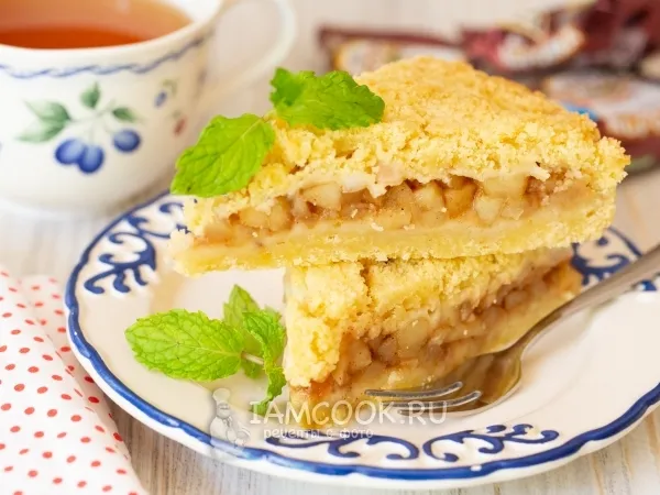 Фото готового блюда: Пирог-крошка с яблоками и корицей