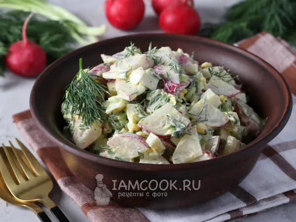 Фото готового блюда: Салат из редиски с яйцом и сметаной