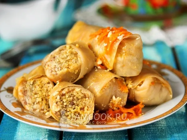 Фото готового блюда: Голубцы с фаршем и пшеном в мультиварке
