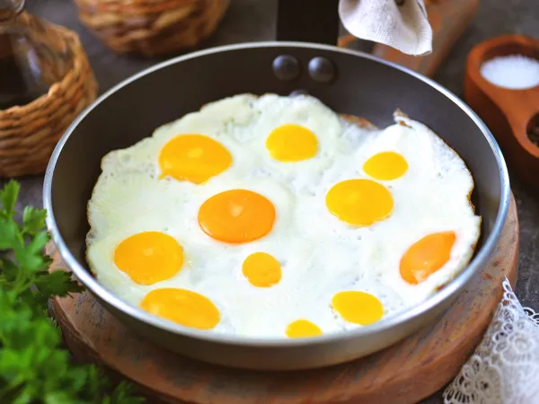 Фото блюда: Яичница-глазунья из замороженных яиц