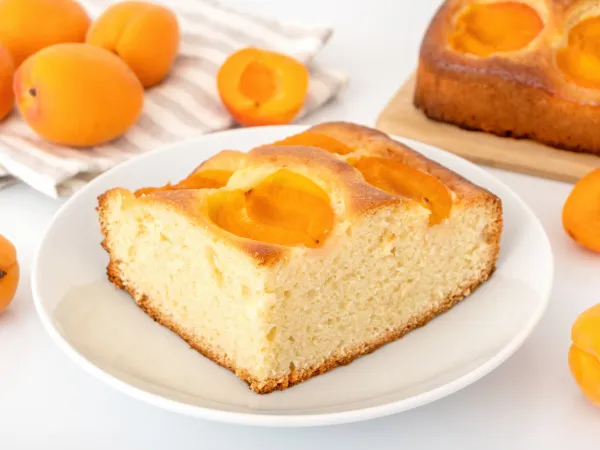 Фото блюда: Пирог с абрикосами в духовке (простой рецепт)