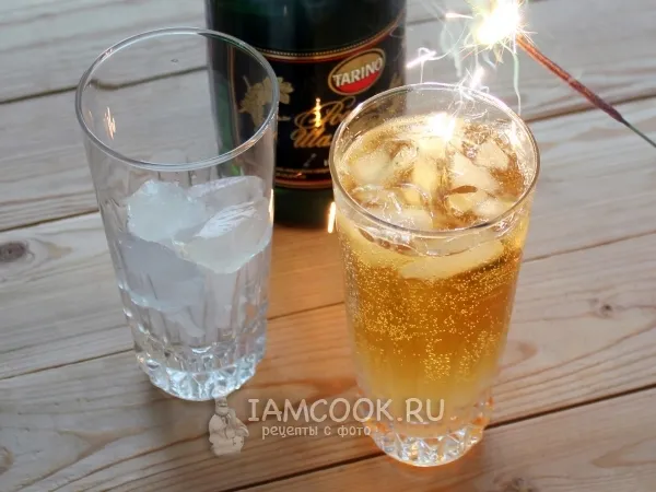 Фото готового блюда: Коктейль «Северное сияние»