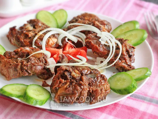 Фото готового блюда: Баранья шея в духовке