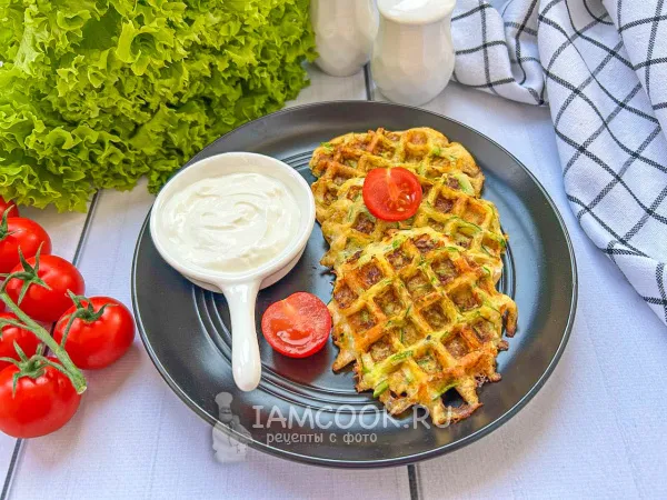 Фото готового блюда: Вафли из кабачков без муки (в вафельнице)